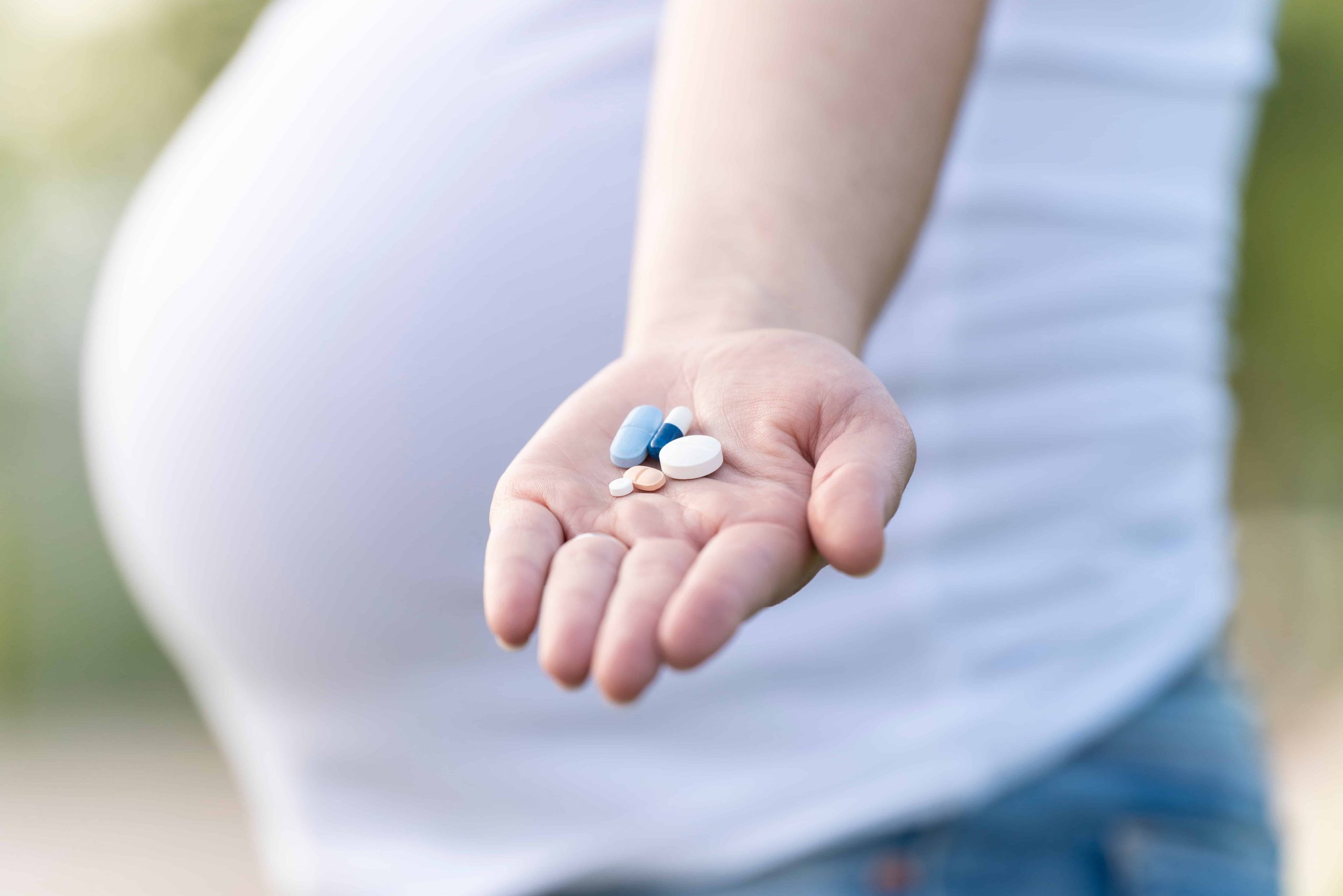 What Drugs to Avoid While Pregnant